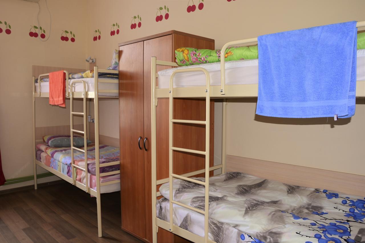 Vishnya Hostel Dnipro Ngoại thất bức ảnh