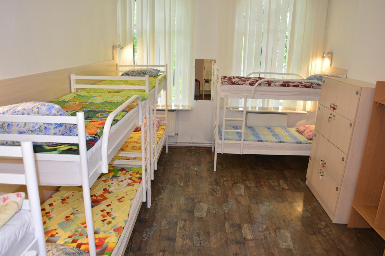 Vishnya Hostel Dnipro Ngoại thất bức ảnh
