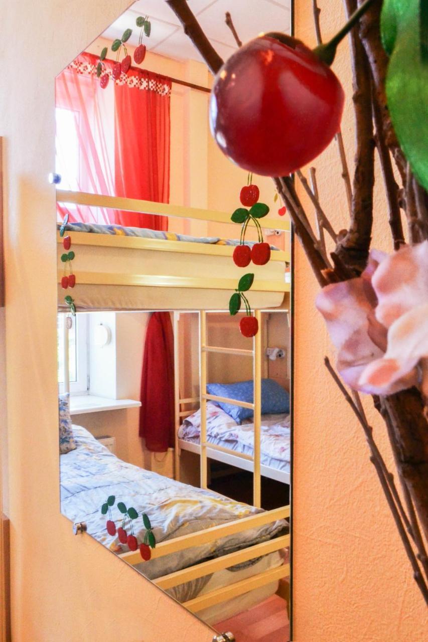 Vishnya Hostel Dnipro Ngoại thất bức ảnh