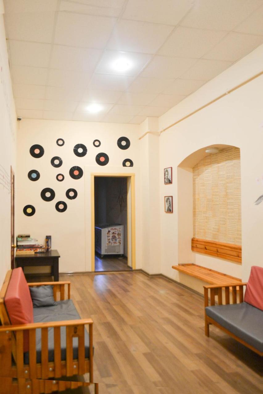 Vishnya Hostel Dnipro Ngoại thất bức ảnh
