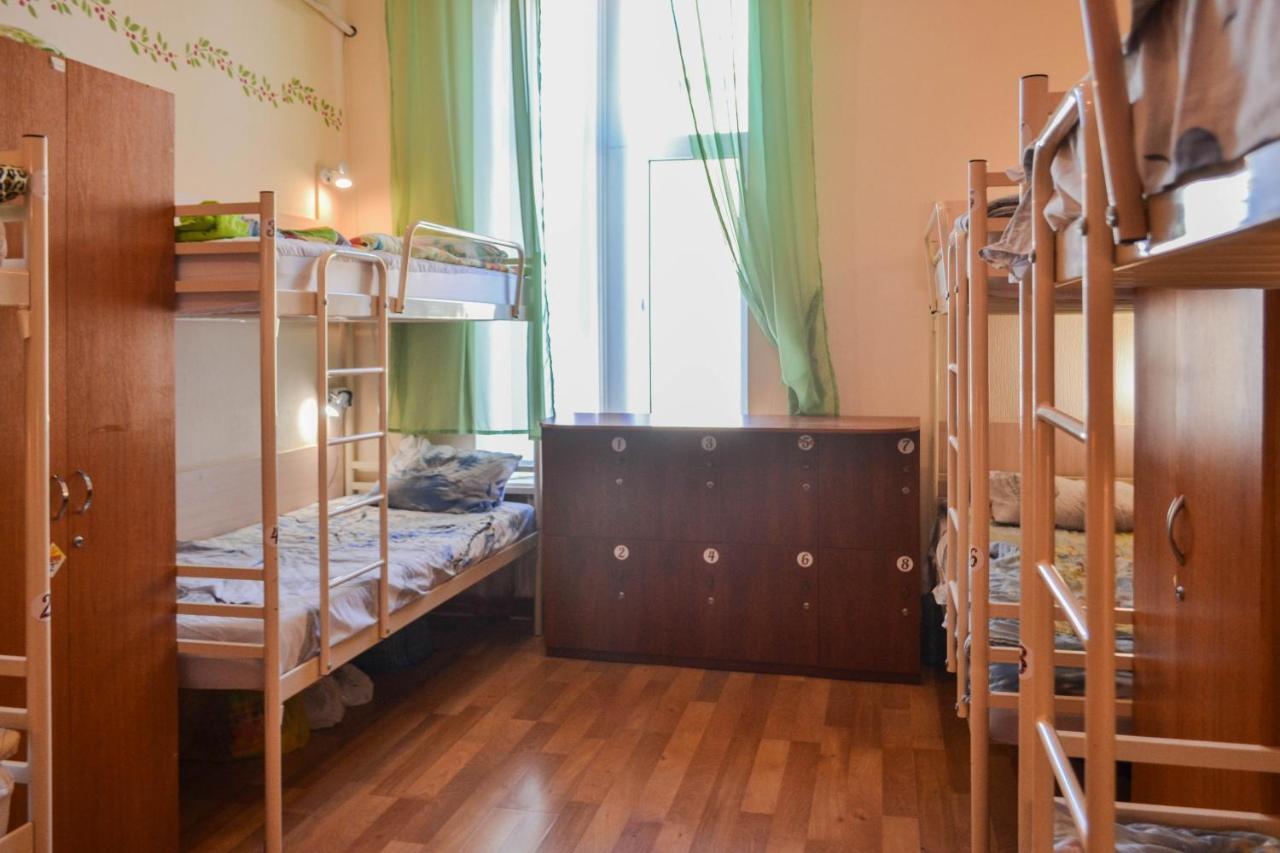 Vishnya Hostel Dnipro Ngoại thất bức ảnh