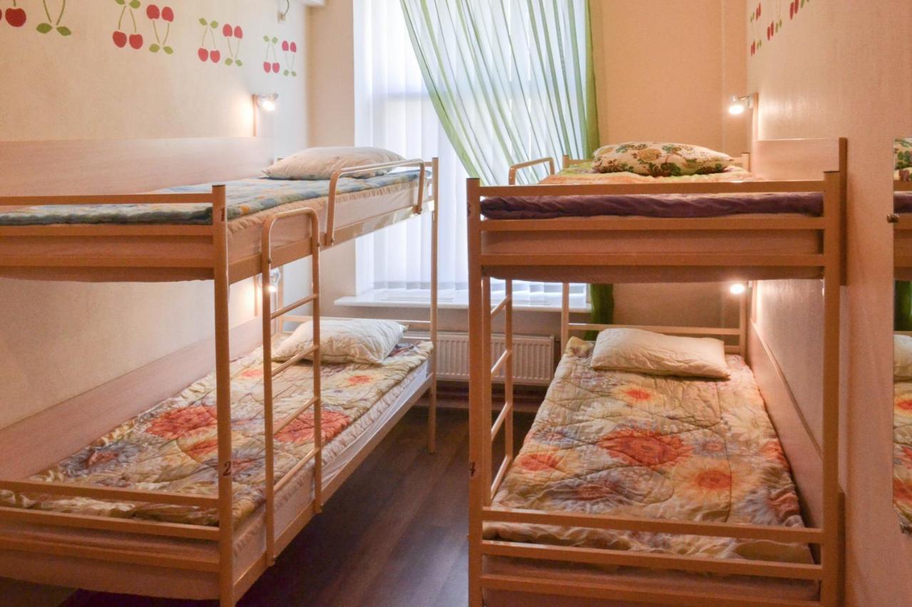 Vishnya Hostel Dnipro Ngoại thất bức ảnh