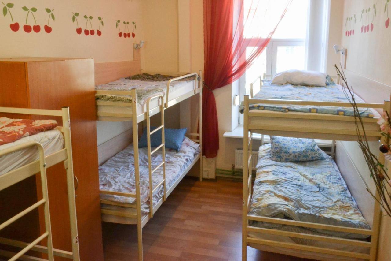 Vishnya Hostel Dnipro Ngoại thất bức ảnh